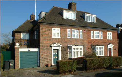 67 Southway